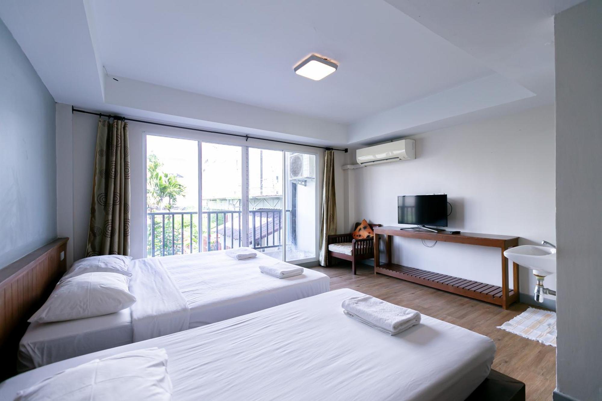 Wong Amat House Hotel Pattaya Ngoại thất bức ảnh