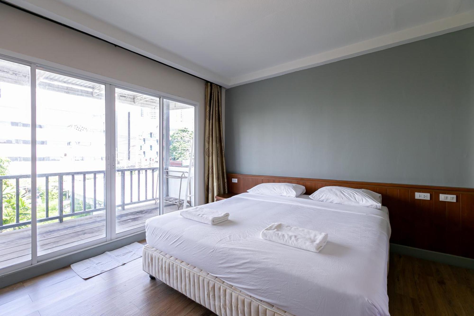 Wong Amat House Hotel Pattaya Ngoại thất bức ảnh