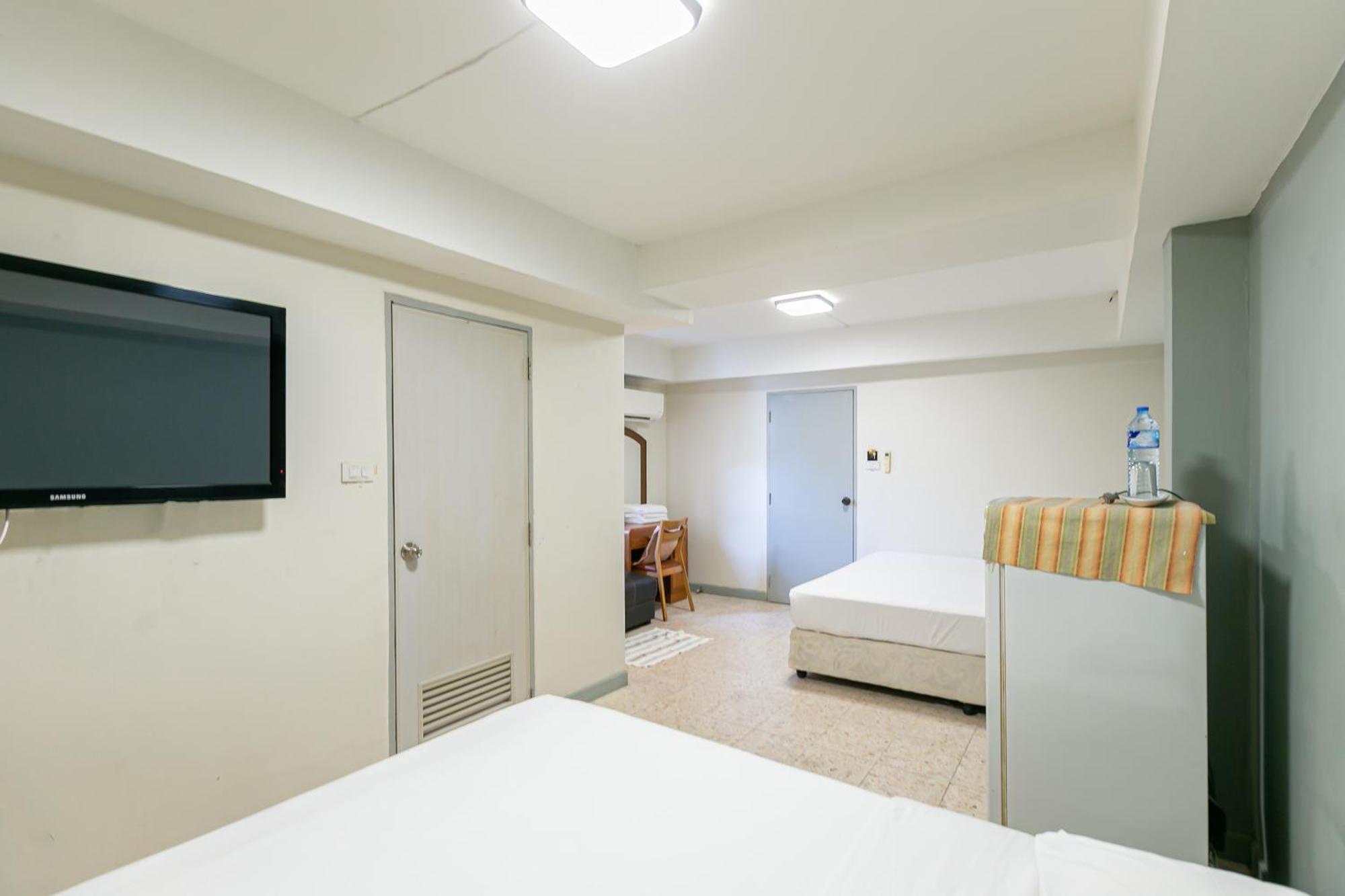 Wong Amat House Hotel Pattaya Ngoại thất bức ảnh