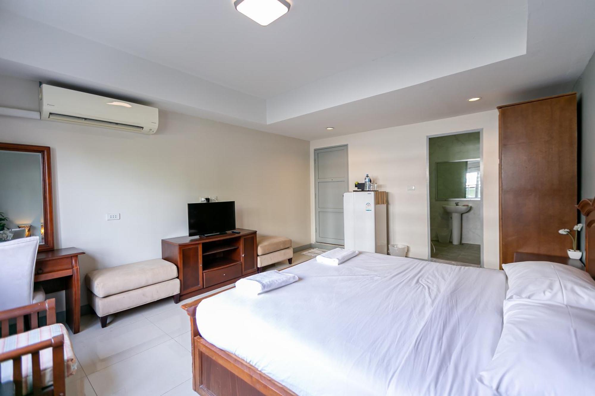 Wong Amat House Hotel Pattaya Ngoại thất bức ảnh